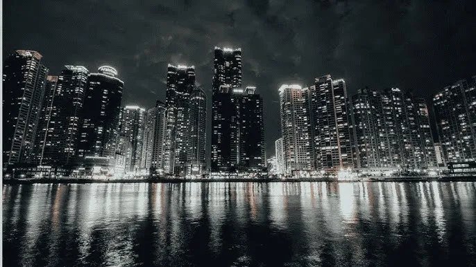 亚洲人成在线网站播放 - 城市之光：霓虹背后的人间烟火